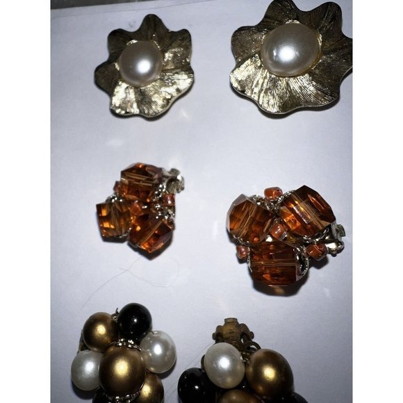 Vintage Bead Pearl Cluster Clip On Earrings 1" Estate Costume Jewelry button - Picture 8 of 8